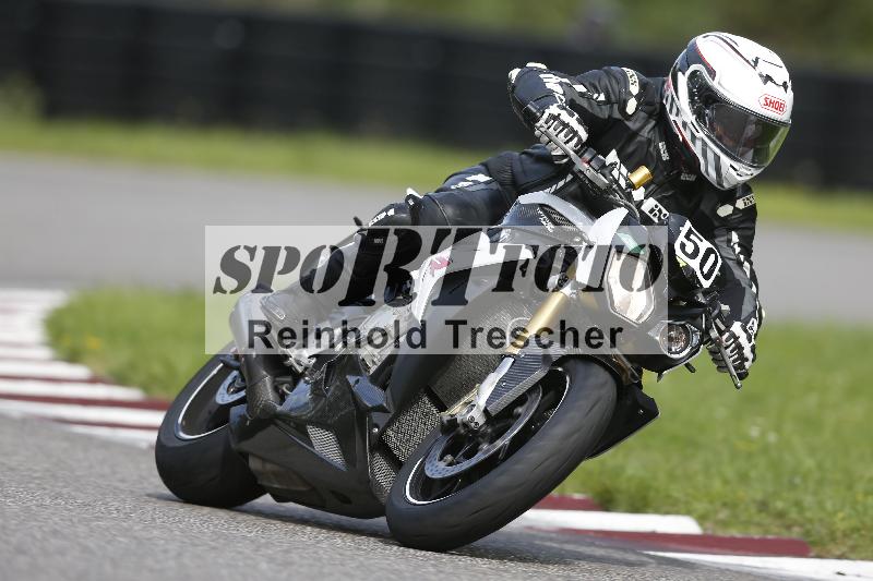 /Archiv-2025/53 16.09.2025 Track Day Domi Aegerter ADR/Gruppe gruen/50